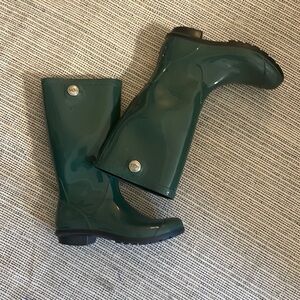 Ugg rain boots